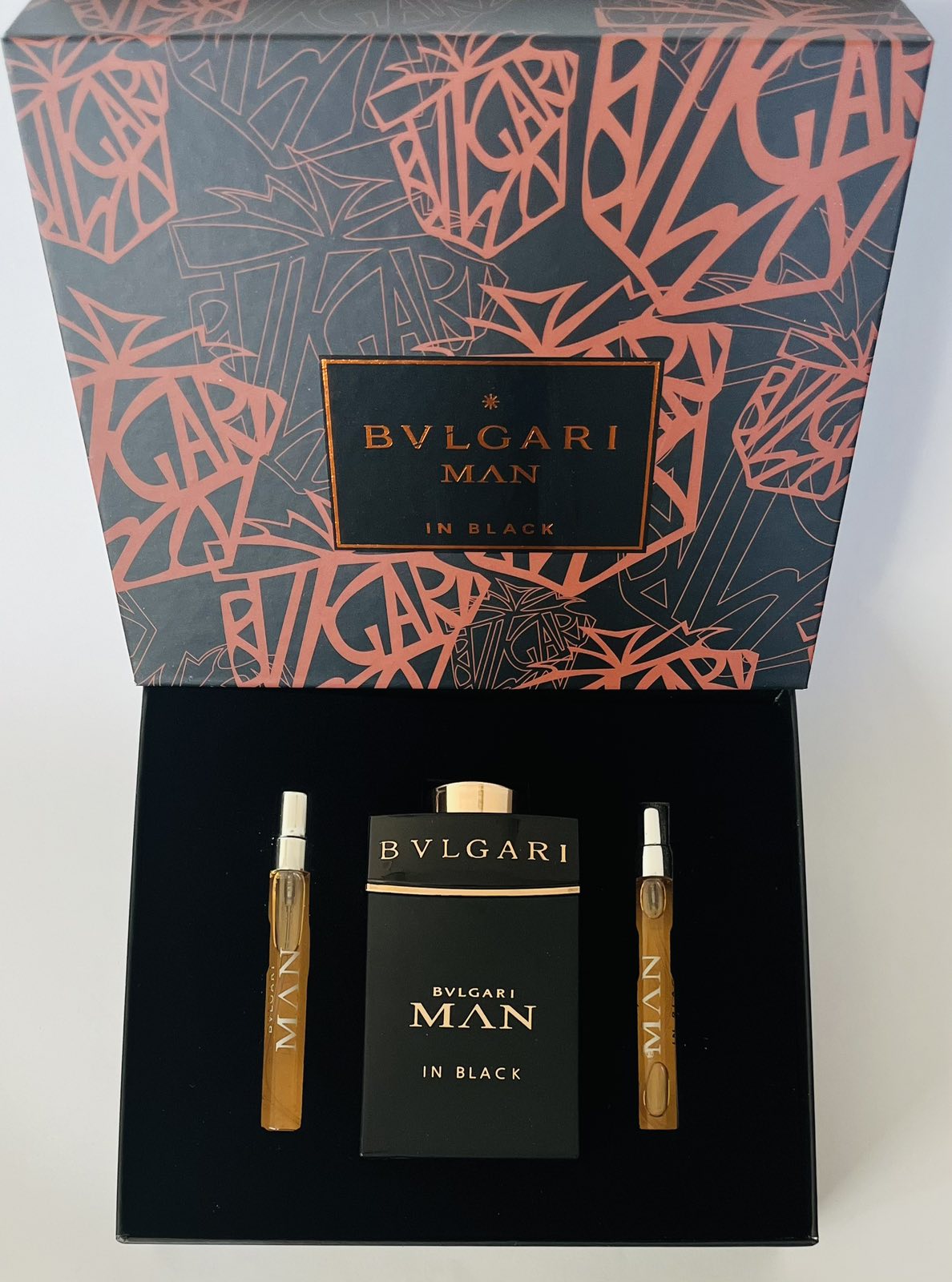 Мъжки подаръчен комплект – Bvlgari Man in Black EDP 100ml